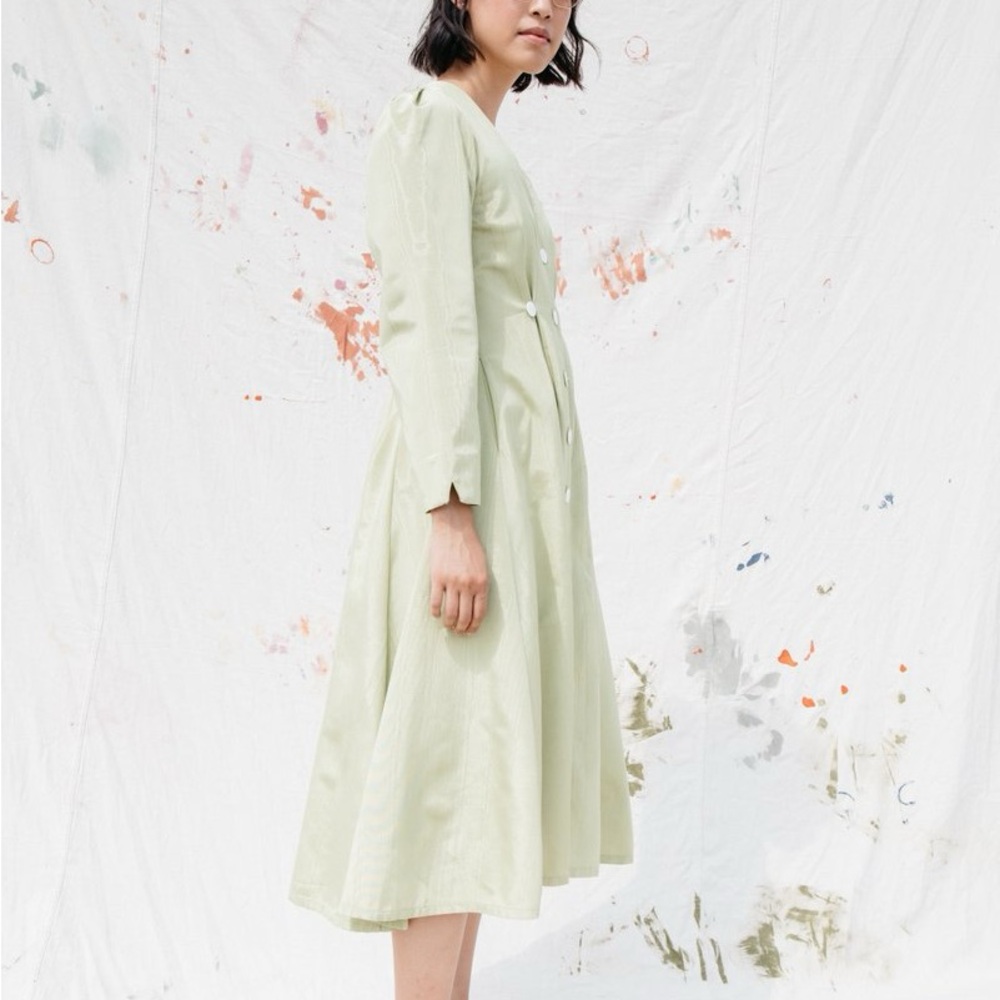 Nikki Chasin Dress Richter Button Midi Sz 2 — image 5 of 8